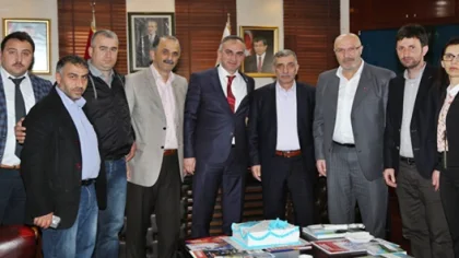 AK Parti Sapanca İlçe Teşkilatı Başkan Yılmazer'i Tebrik Etti