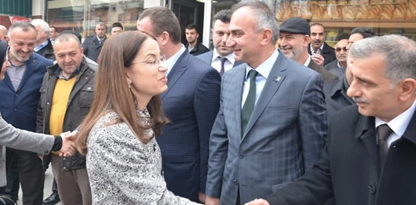 Aile ve Sosyal Politikalar Bakanı Ayşenur İslam Sapanca'ya Geliyor