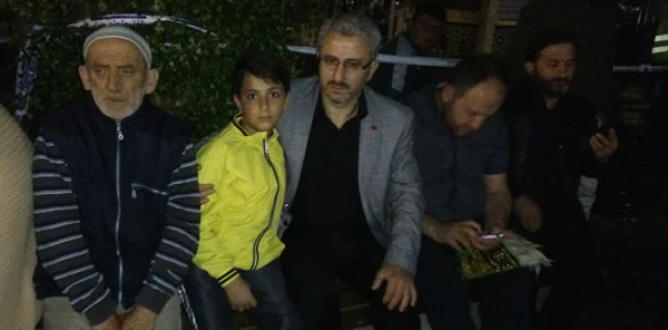 Ayasofya Meydanı'nda Fetih Namazı Kıldılar