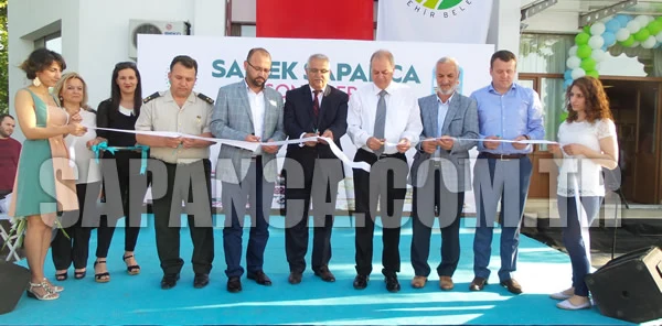 Samek, Sapanca'da Yılsonu Sergisi Açtı