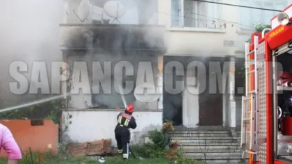 Sapanca'da Korkutan Yangın