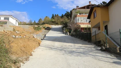 Göl Mahallesi'ne Beton Yollar Yapılıyor