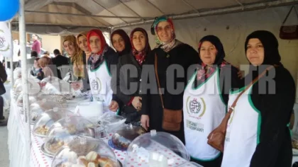 İhh Sapanca Kermes Düzenledi