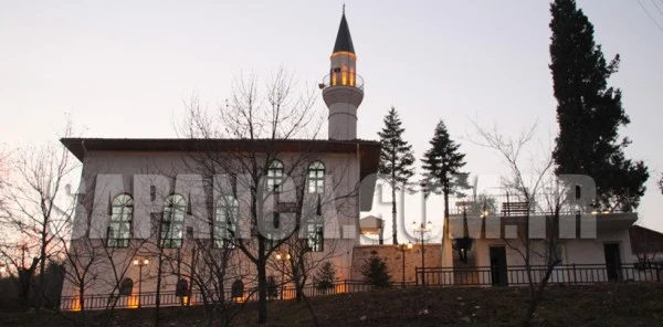 Hasan Fehmi Paşa Camii İbadete Açıldı