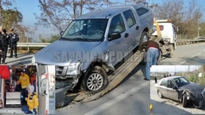 Panelvan ile Otomobil Çarpıştı: 3 Yaralı