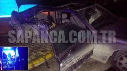 Sapanca'da Kaza: 2 Yaralı