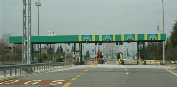 Otoyol Geçiş Ücretlerine Zam