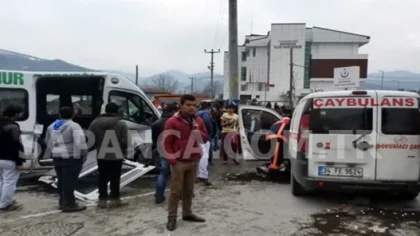 Sapanca'da Trafik Kazası: 7 Yaralı