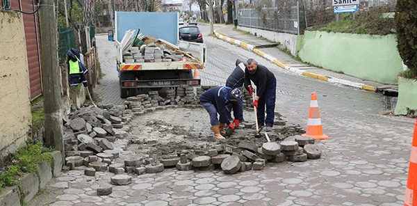 Sapanca'da Yollar Onarılıyor