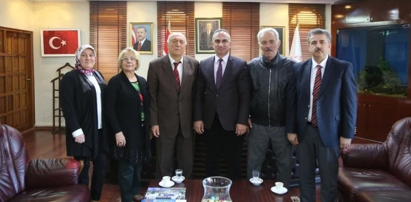 Sima Laz Vakfı'ndan Başkan Yılmazer'e Ziyaret