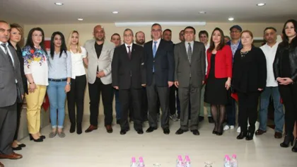 Hayırseverlere Plaket