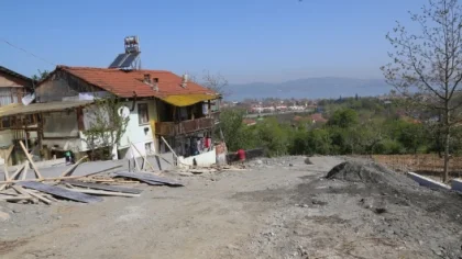 Yeni Mahalle Yedigöz'e Perde Duvar