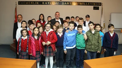 Öğrenciler Sordu Yılmazer Cevapladı
