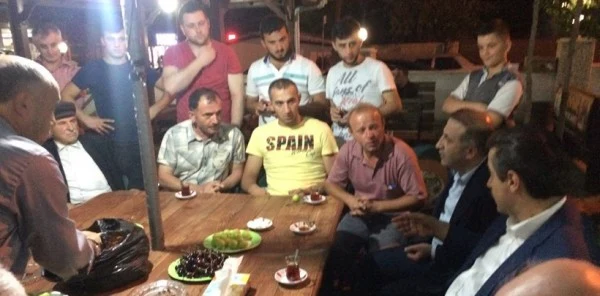 Bakan'dan Vatandaşlarla Akşam Sohbeti