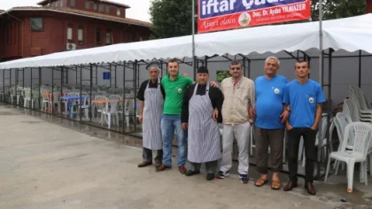 İftar Çadırı Bu Yılda İkramlarına Devam Ediyor
