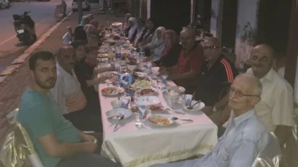 Komşular Sokak İftarında Buluştu