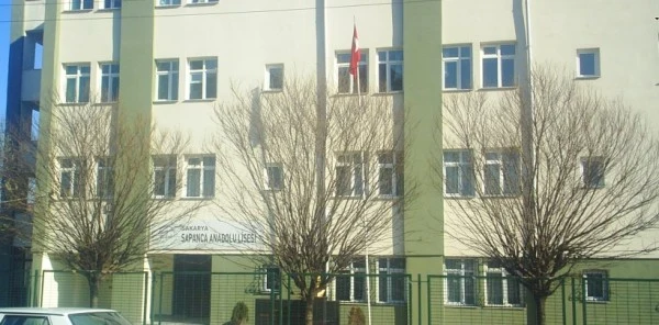 Bir Sapanca Anadolu Lisesi Klasiği 'Başarı'