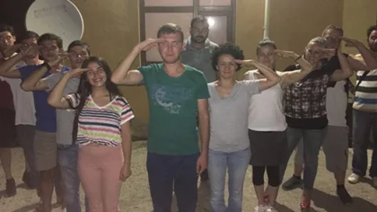 Ekip Arkadaşlarını Askere Uğurladılar