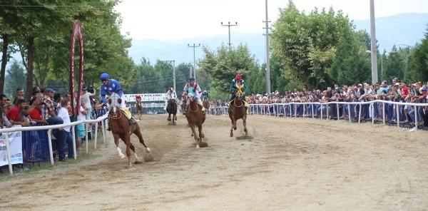 Mahalli At Yarışları 24 Eylül'de