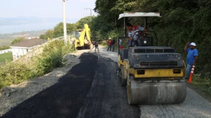 Kurtköy Dibektaş'ta Yollar Düzenleniyor
