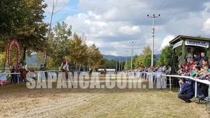 Sapanca Mahalli At Yarışları Düzenlendi