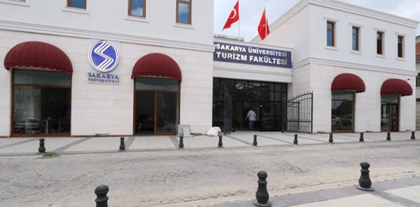 Sapanca Turizm Fakültesi'nde Gözaltı