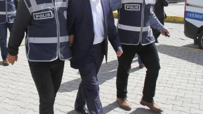 2 Öğretmen Gözaltına Alındı