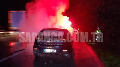 Sapanca TEM'de Otomobil Yandı