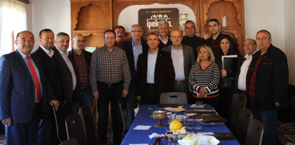 Yılmazer, İpekyolu Belediyeler Birliği Toplantısında
