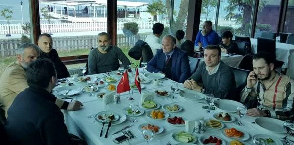 Oktay Kaynarca Sapanca'da