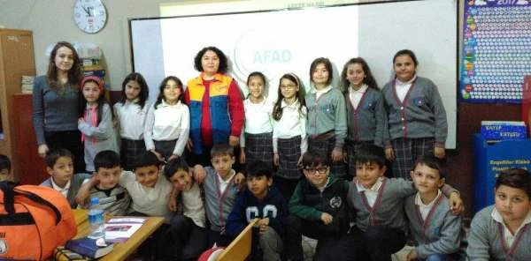 Öğrencilere 'Afet Bilinci' Eğitimi