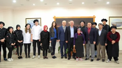 Öğrencilerden Sapanca Belediye Başkanı Yılmazer'e Ziyaret