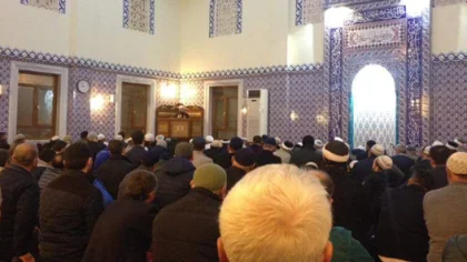 Regaib Kandili'nde Camiler Doldu Taştı