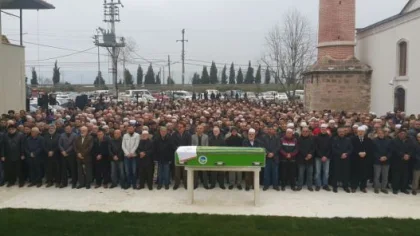 Yaşar Hocaya Son Görev