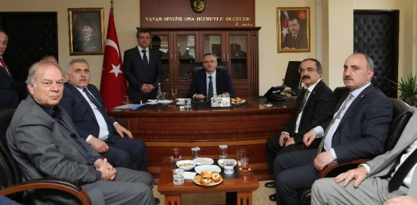 Bakan Ağbal Sapanca Kaymakamlığını Ziyaret Etti