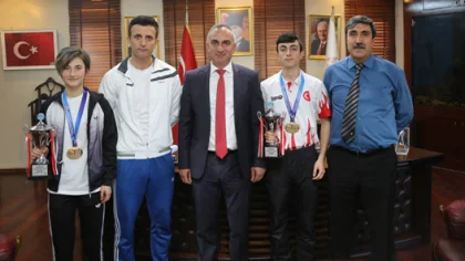 Kick Boksçulardan Başkan Yılmazer'e Ziyaret