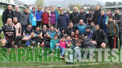 Sapancaspor Bal'da Kaldı