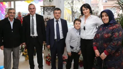Yesa Çiçekçilik Hizmete Girdi