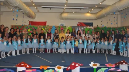 Miniklerden Muhteşem Yıl Sonu Programı