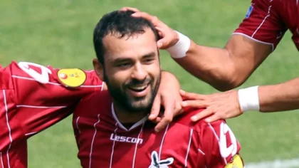 Uslu, Sol Bek'in Gözdesi