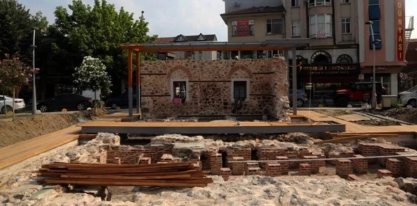 Sapanca'nın Tarihi Hamamı Gün Yüzüne Çıktı