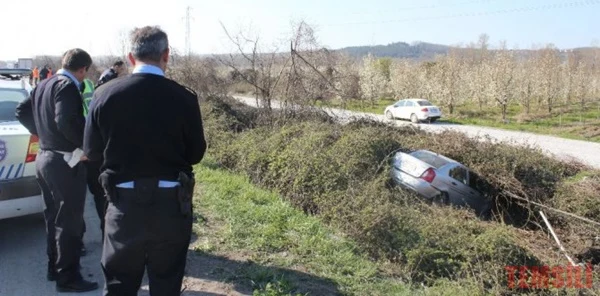 Sapanca'da Trafik Kazası: 3 Yaralı