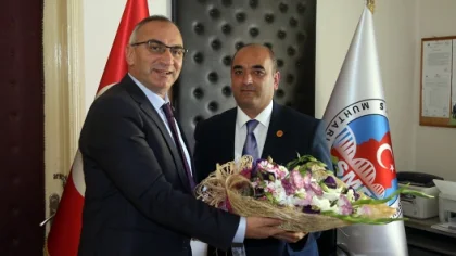 Başkan Yılmazer, Muhtarlar Gününü Kutladı