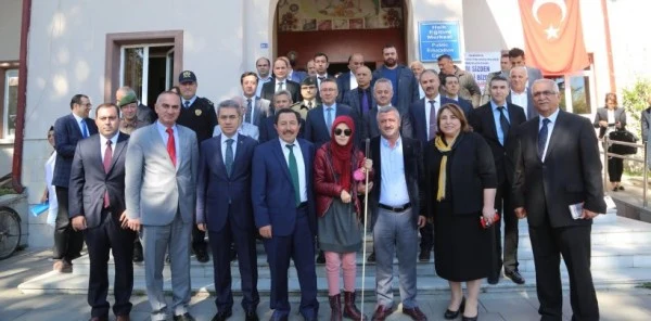 Vali Balkanlıoğlu Sapanca'da
