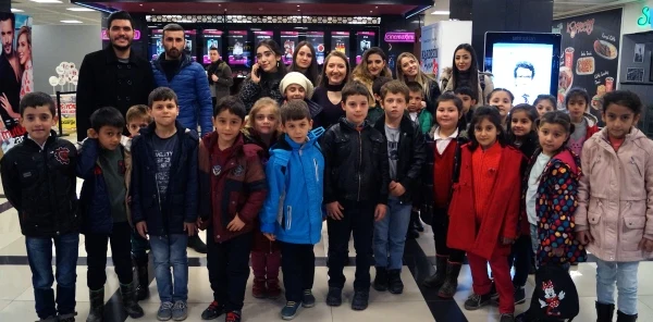 Bu Kez Sinemaya Gittiler