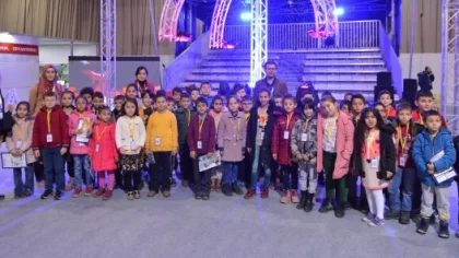 Minik Öğrenciler Bilişim Fuarı'nı Ziyaret Ett
