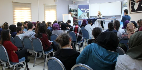 'Yazmak da Okumak da Sabır İşidir'