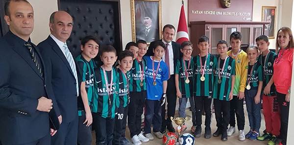 Şampiyon Takımdan Ziyaretler
