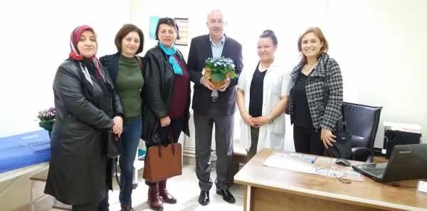 CHP'li Kadınlardan Tıp Bayramı Ziyaretleri