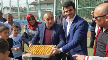 Başkandan Şampiyonlara Baklavalı Kutlama